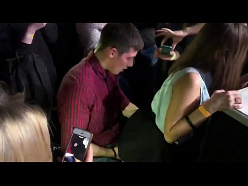 ❤️ Sessu reale in una discoteca russa. Una ragazza russa di 18 anni in l'anu è a vagina scopata in una discoteca ️❌ Pornografia dura à co.dreamlandpassionfever.ru ❌️