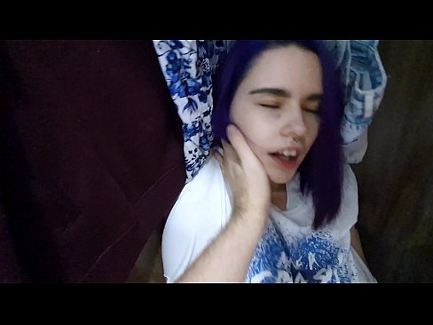 ❤️ Truvò a mo surella in l'armadiu è l'aiutò à cum ️❌ Pornografia dura à co.dreamlandpassionfever.ru ❌️